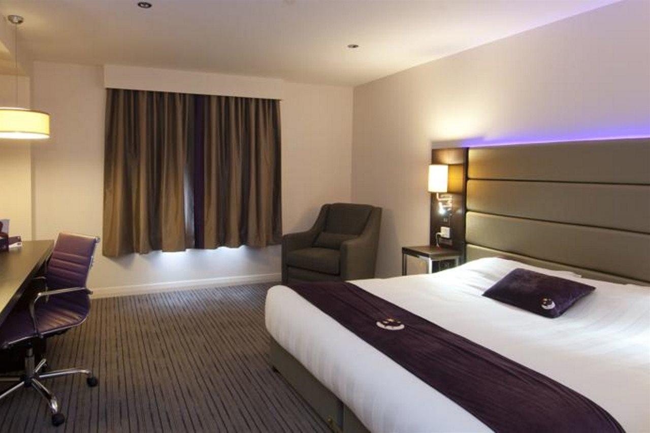 Premier Inn Coventry East Buitenkant foto